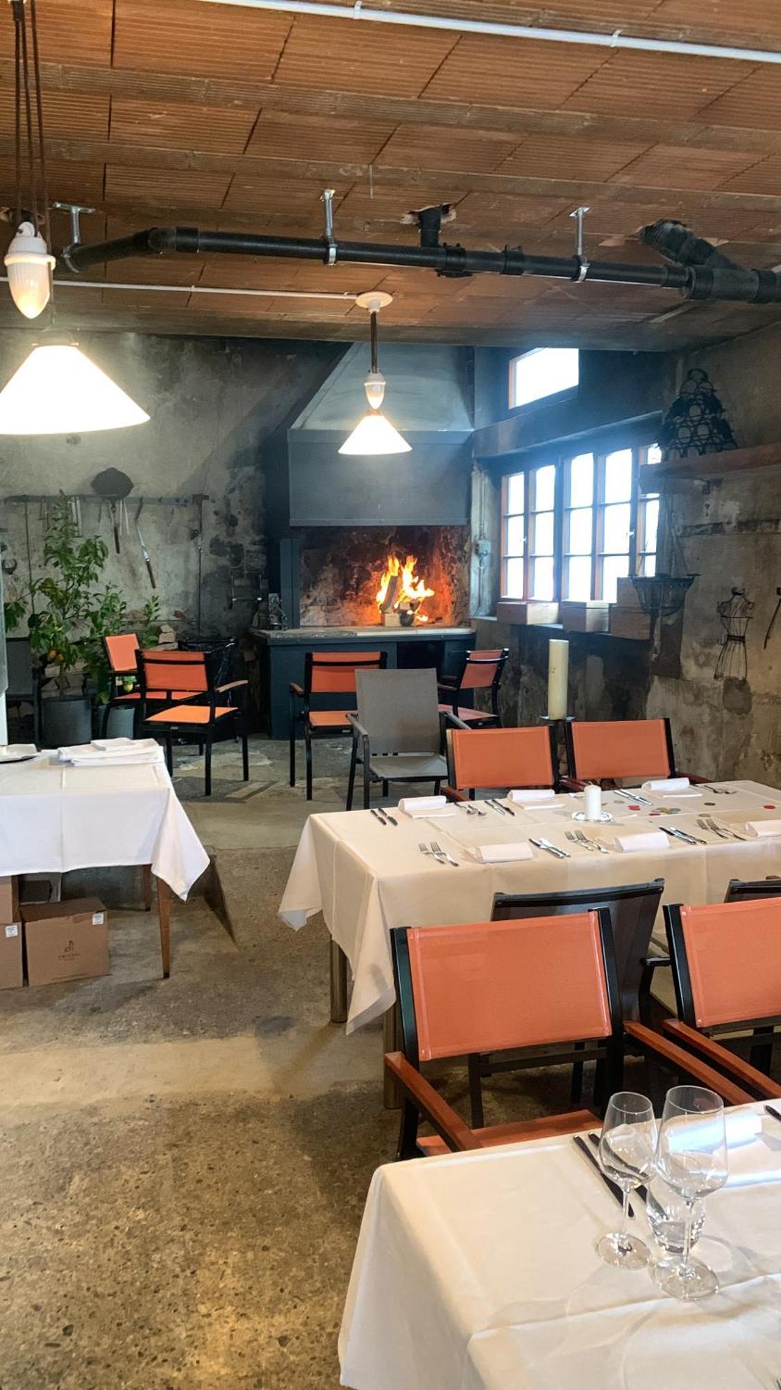 Hotel Restaurant Croix Blanche Sugiez Esterno foto